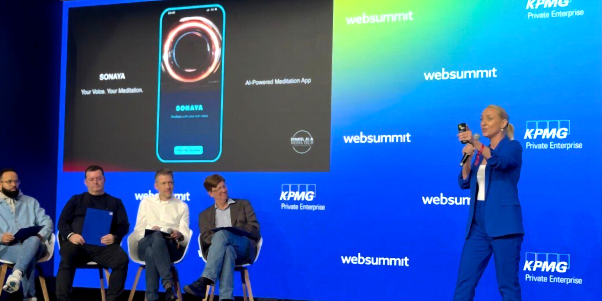 Sonaya pitch at Web Summit Lisbon 2025